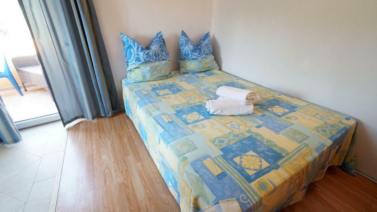 Guest House Sandra Tisno Exteriör bild